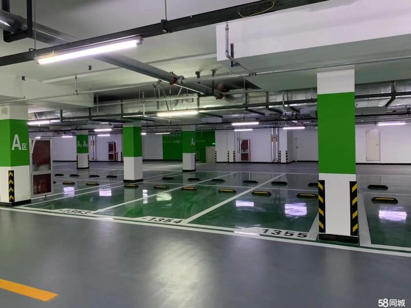 城建威尼斯六區(qū)車位5.8萬(wàn)元