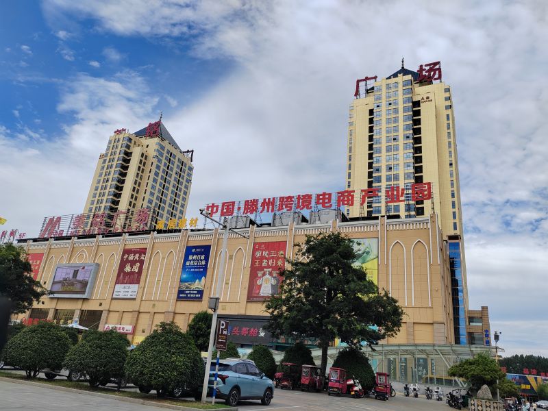 精裝修1室0廳0衛(wèi)1230m232000元/月