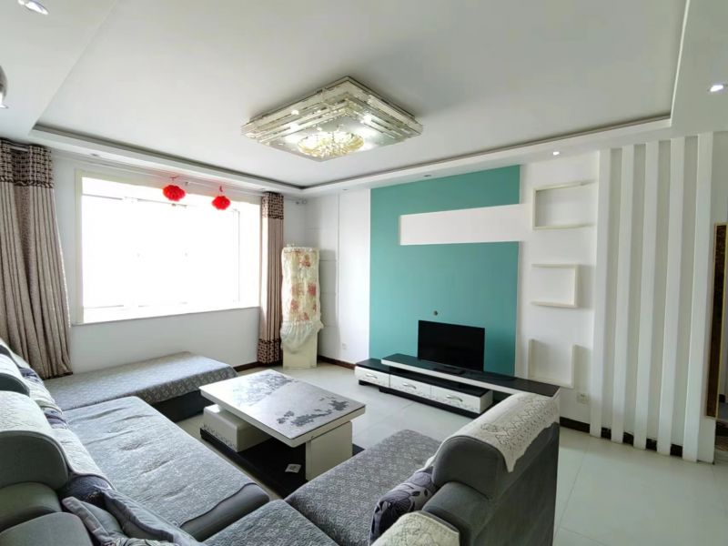 名仕豪庭，精裝修3室2廳2衛(wèi)143m2113萬元