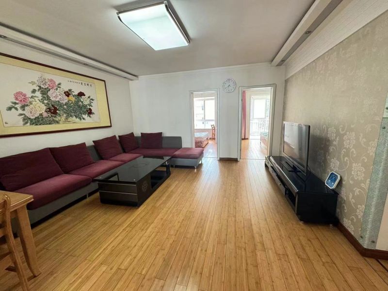 錦泰名城 普通裝修3室1廳1衛(wèi)101m279.6萬元