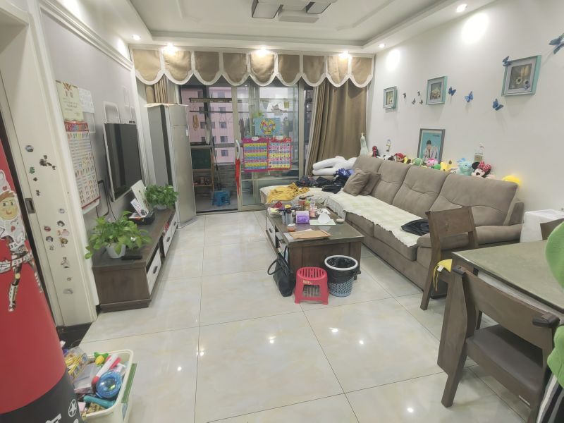 大同天下丹香苑 精裝修3室2廳1衛(wèi)102m299.6萬(wàn)元