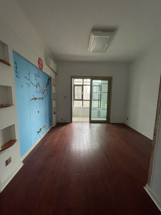 香舍水郡 精裝修3室2廳1衛(wèi)104m2116萬(wàn)元