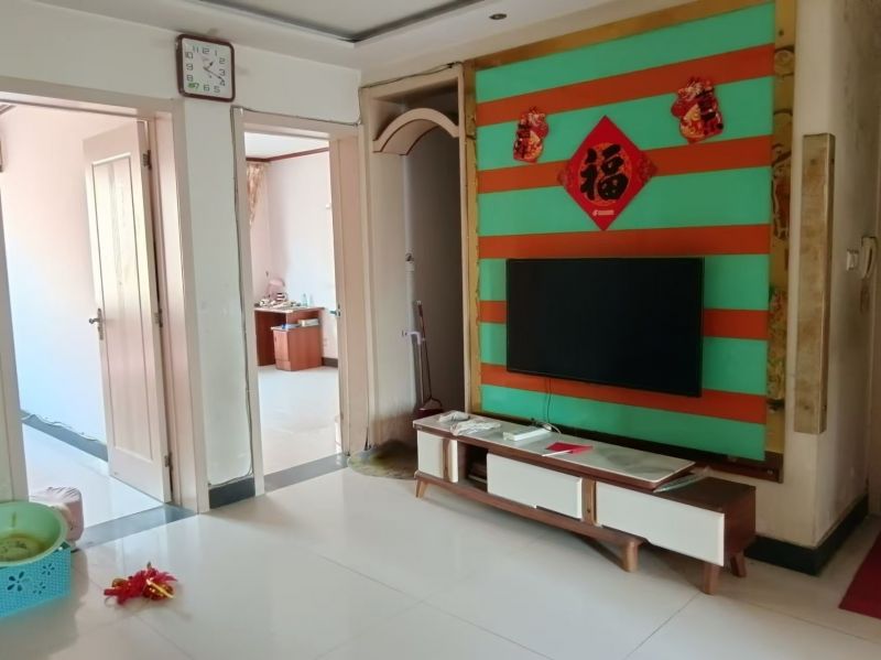 濱河一期，普通裝修3室1廳1衛(wèi)93.3m21300元/月