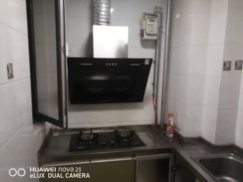 精裝修2室2廳1衛(wèi)100m21700元/月