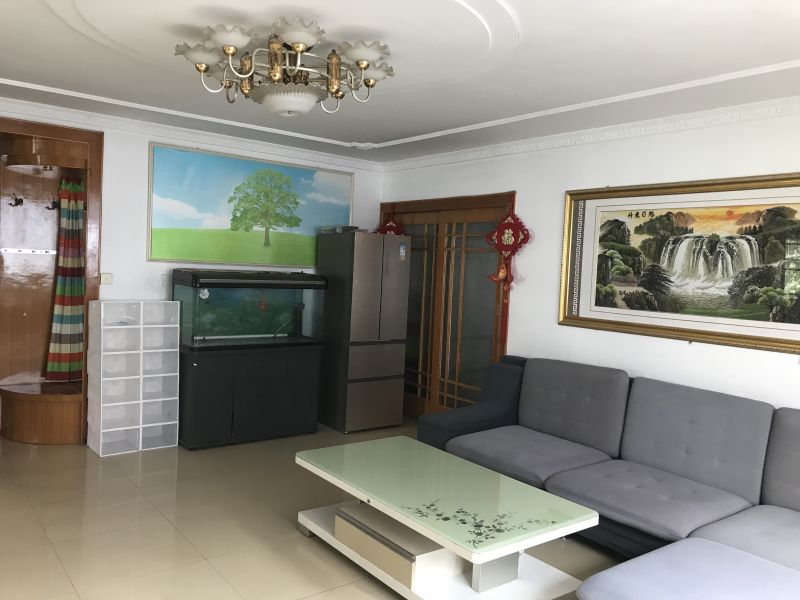 毛坯4室2廳2衛(wèi)167m21900元/月