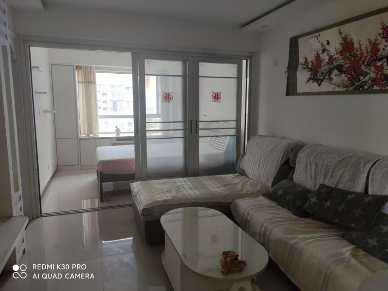 精裝修1室1廳1衛(wèi)50m21200元/月