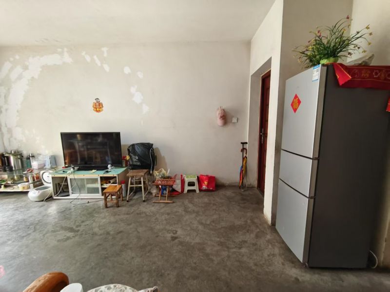 御冠麗景滕北學(xué)區(qū)房 2室1廳1衛(wèi)75.2m2（含南向獨(dú)立車(chē)庫(kù)）