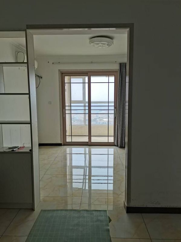 精裝修1室1廳1衛(wèi)59.8m21200元/月