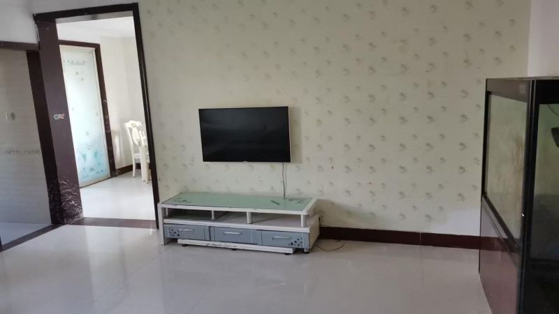 普通裝修3室2廳2衛(wèi)115m21100元/月